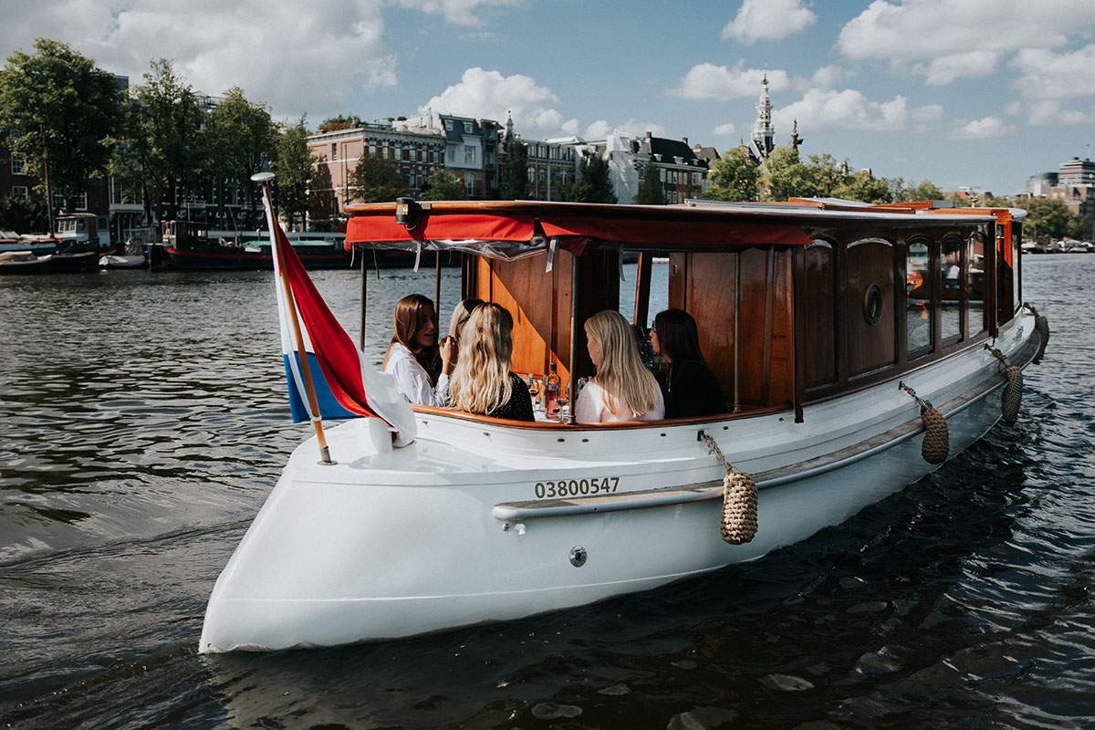 Salonboot_Valerie-Luxe_Salonboot_Amsterdam-Amsterdam_Boothuur-39